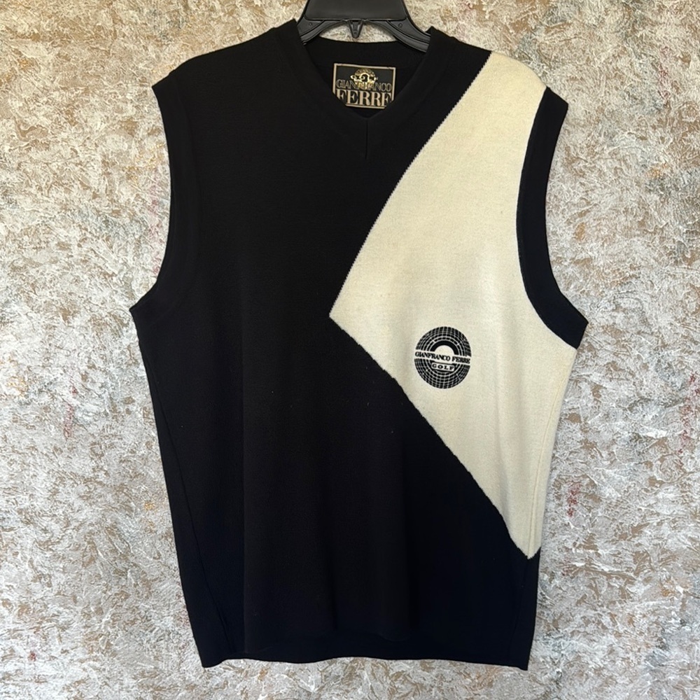 Gianfranco Ferre Black Cream Knit Golf Vest Sweater